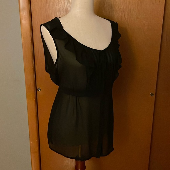 Apostrophe sleeveless, round neckline black chiffon top. Size L. Front buttons . - Picture 6 of 17